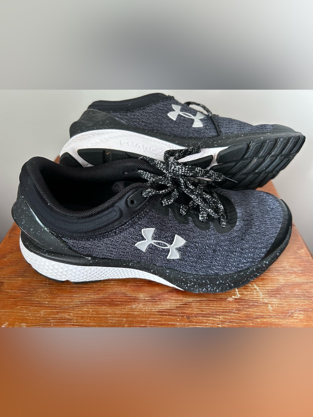 Under Armour Training sneakers women’s 5 US